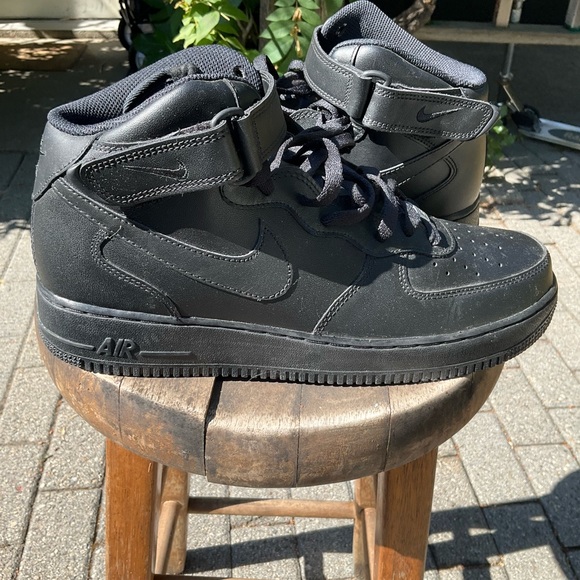 Nike Air Force Ones Size 12 - Picture 3 of 5